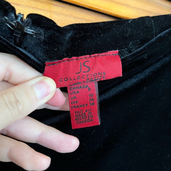 Black Velvet Fluted Skirt - Picture 5 of 7